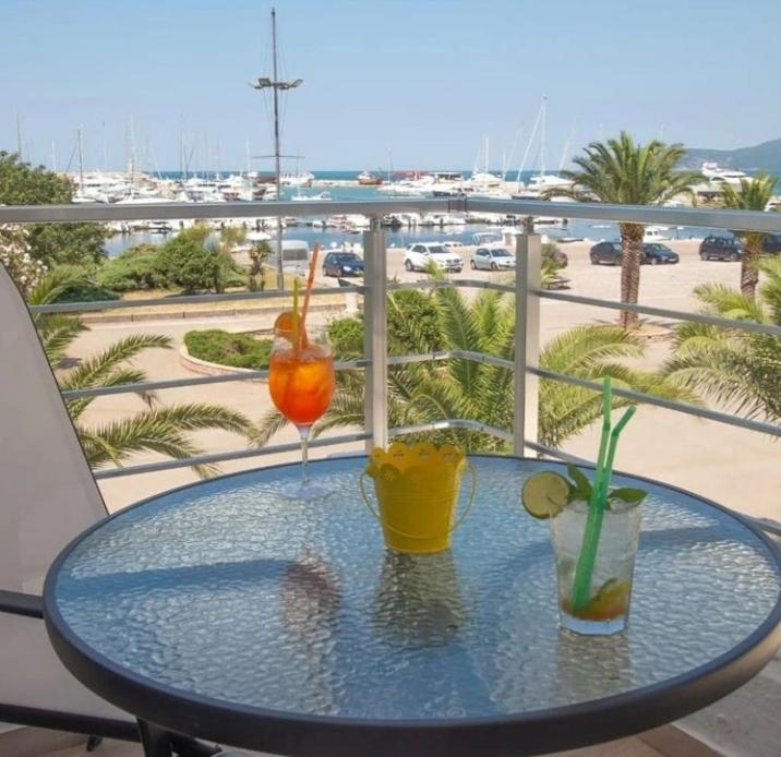 Passerella Apartments Bar Exterior photo